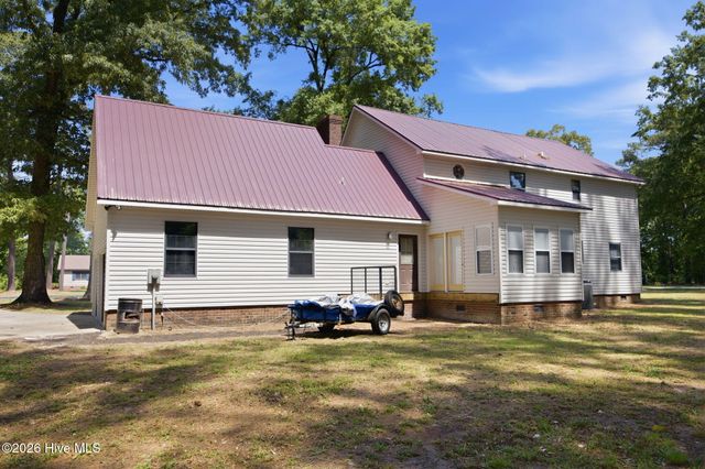 934 Falcon Circle, Greenville, NC 27834