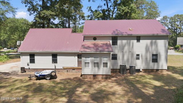 934 Falcon Circle, Greenville, NC 27834