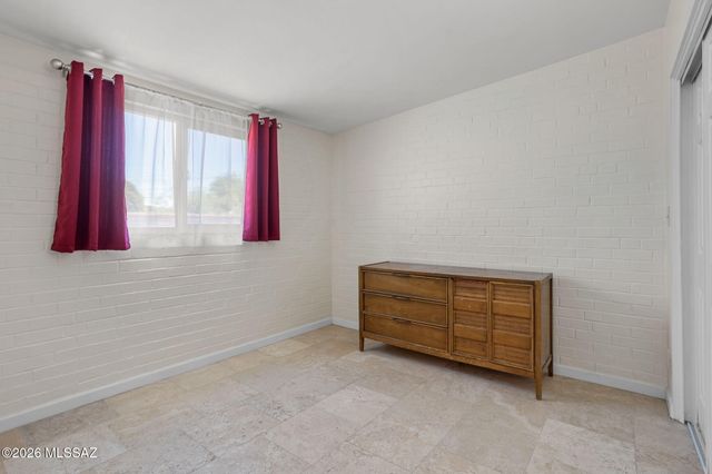 1524 W La Pasadita Street, Tucson, AZ 85705