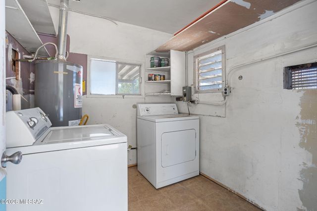 1524 W La Pasadita Street, Tucson, AZ 85705