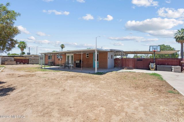 1524 W La Pasadita Street, Tucson, AZ 85705