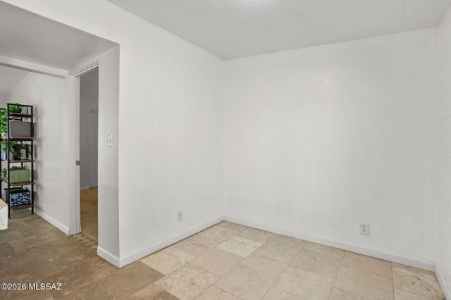 1524 W La Pasadita Street, Tucson, AZ 85705