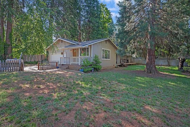 24770 Harrison St, Foresthill, CA 95631