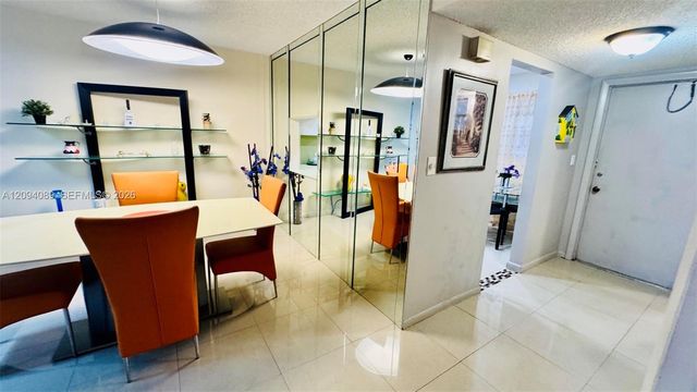 410 SE 2nd Street 219, Hallandale Beach, FL 33009
