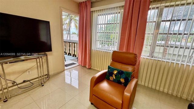 410 SE 2nd Street 219, Hallandale Beach, FL 33009