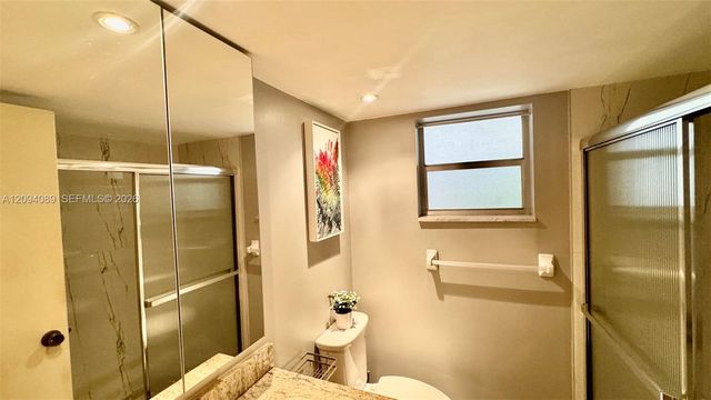 410 SE 2nd Street 219, Hallandale Beach, FL 33009