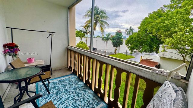 410 SE 2nd Street 219, Hallandale Beach, FL 33009