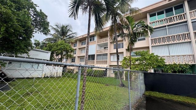 410 SE 2nd Street 219, Hallandale Beach, FL 33009