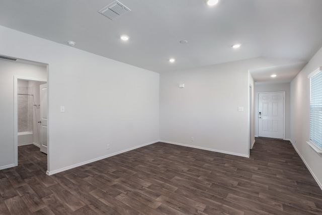 3917 Bronco Station Lane, League City, TX 77573