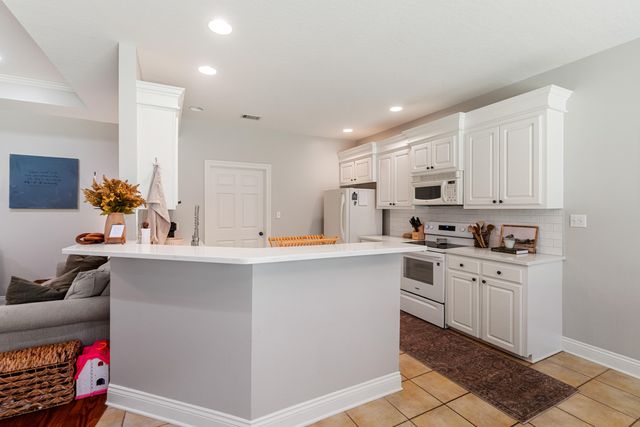 2 Sunline Dr., Petal, MS 39465