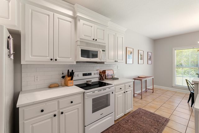 2 Sunline Dr., Petal, MS 39465