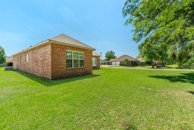 2 Sunline Dr., Petal, MS 39465