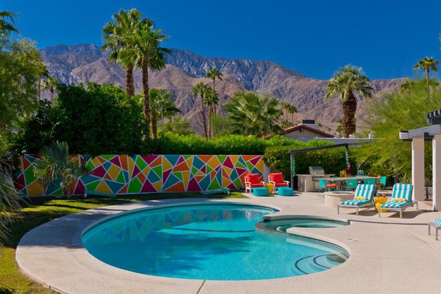 1161 E El Escudero, Palm Springs, CA 92262