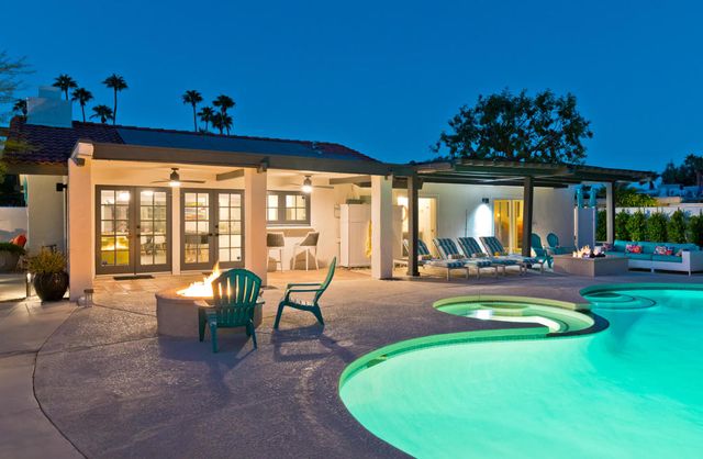 1161 E El Escudero, Palm Springs, CA 92262