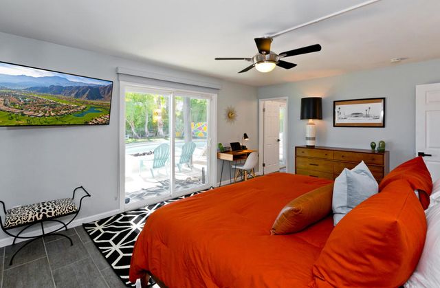 1161 E El Escudero, Palm Springs, CA 92262