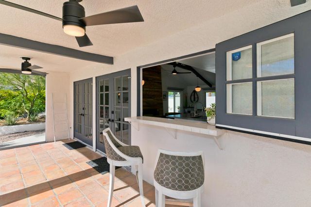 1161 E El Escudero, Palm Springs, CA 92262