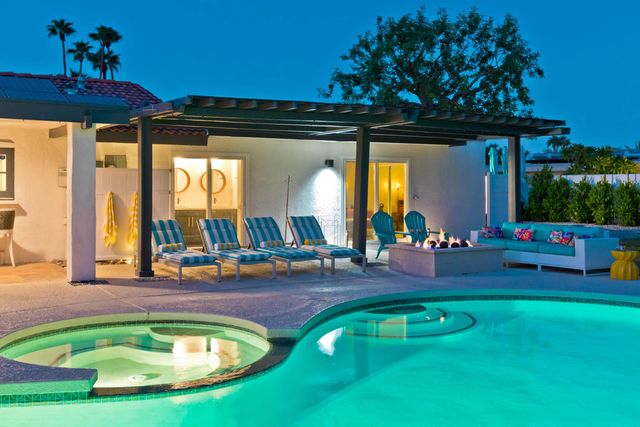 1161 E El Escudero, Palm Springs, CA 92262