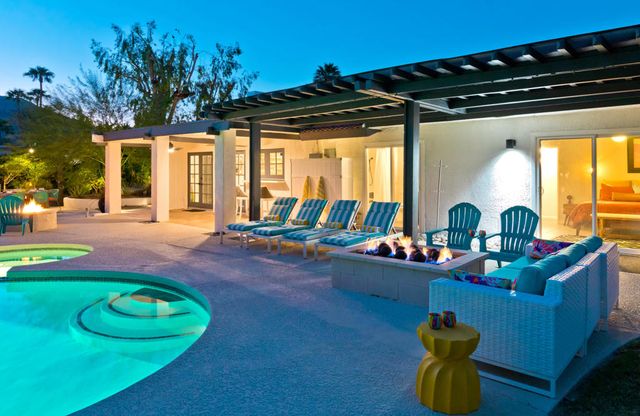 1161 E El Escudero, Palm Springs, CA 92262