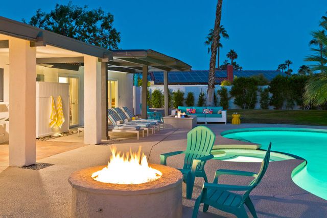 1161 E El Escudero, Palm Springs, CA 92262