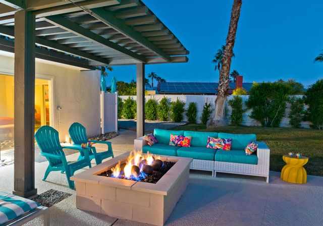 1161 E El Escudero, Palm Springs, CA 92262