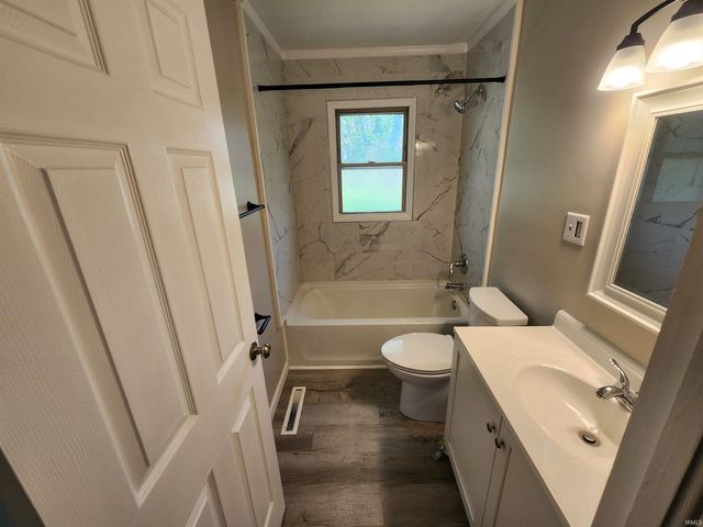 1150 E Olmstead Avenue, Evansville, IN 47711