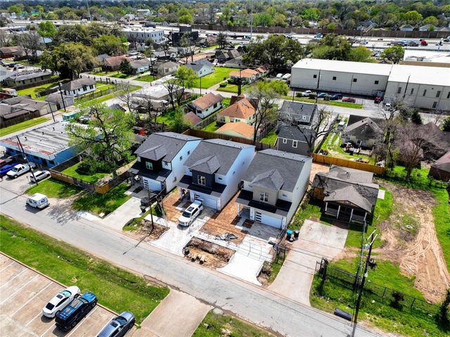 6515 Lloyd Street, Houston, TX 77022
