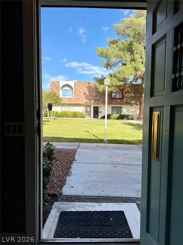 3688 Garden South Drive, Las Vegas, NV 89121