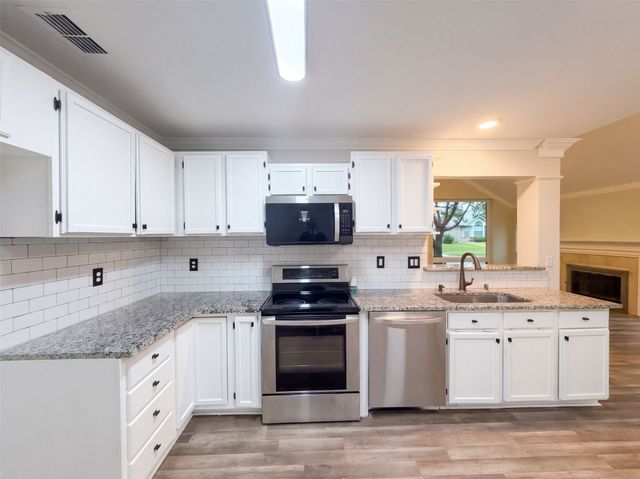 2228 Silverthorn Lane, Flower Mound, TX 75028