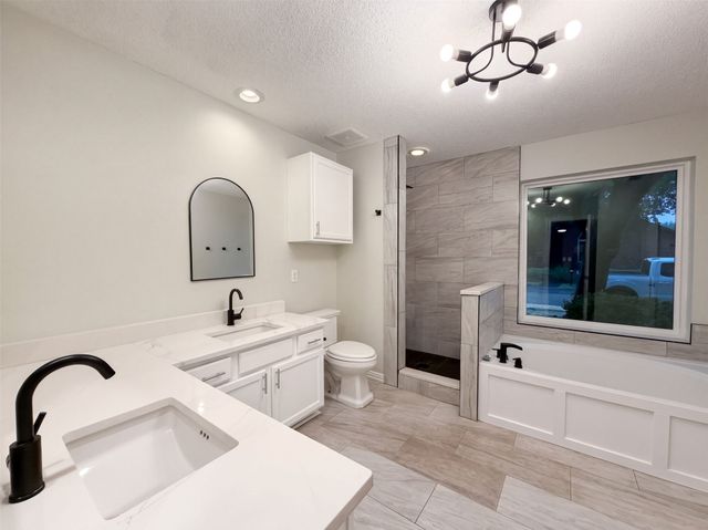 2228 Silverthorn Lane, Flower Mound, TX 75028