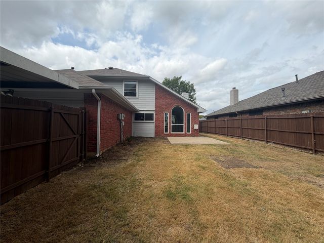 2228 Silverthorn Lane, Flower Mound, TX 75028
