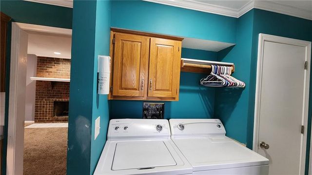 908 Harr Grove Road, Peculiar, MO 64078