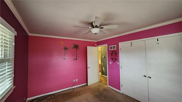 908 Harr Grove Road, Peculiar, MO 64078