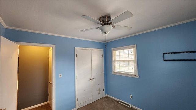 908 Harr Grove Road, Peculiar, MO 64078