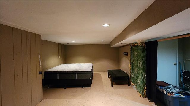 908 Harr Grove Road, Peculiar, MO 64078