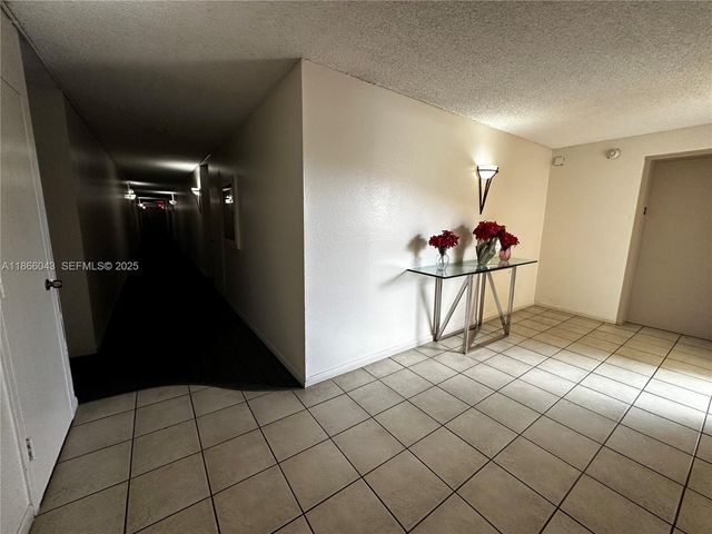 7051 Environ Boulevard 431, Lauderhill, FL 33319