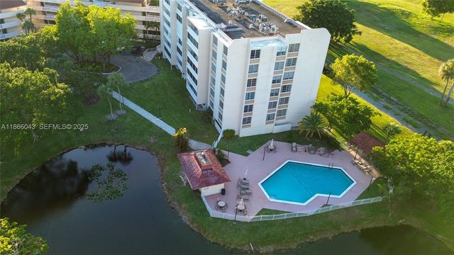 7051 Environ Boulevard 431, Lauderhill, FL 33319