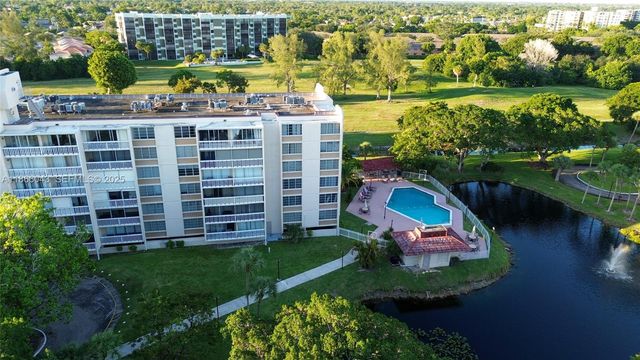 7051 Environ Boulevard 431, Lauderhill, FL 33319
