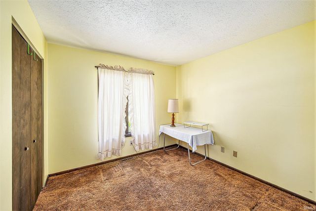55045 Cobus Lane, Elkhart, IN 46514