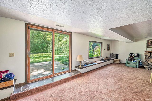 55045 Cobus Lane, Elkhart, IN 46514