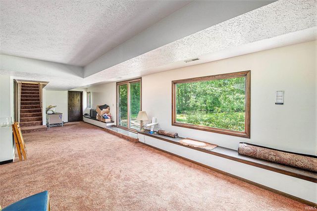 55045 Cobus Lane, Elkhart, IN 46514