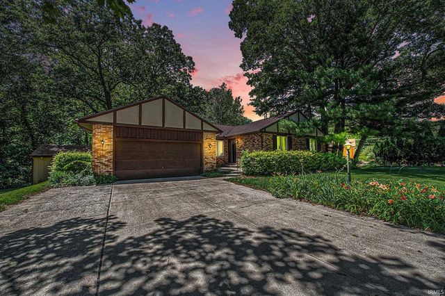 55045 Cobus Lane, Elkhart, IN 46514