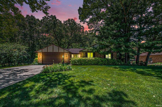 55045 Cobus Lane, Elkhart, IN 46514