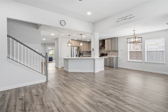 1011 Castroville Drive, Forney, TX 75126