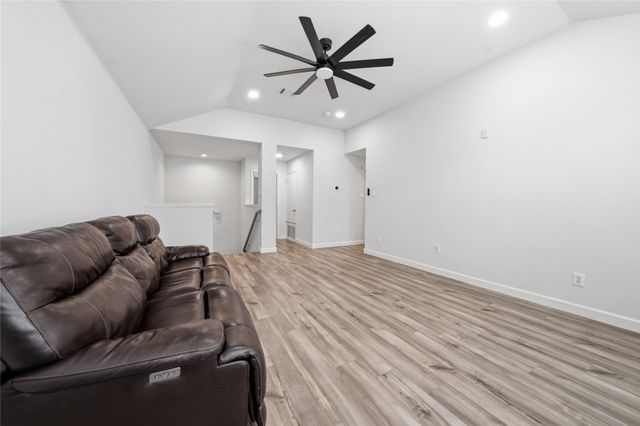 1011 Castroville Drive, Forney, TX 75126