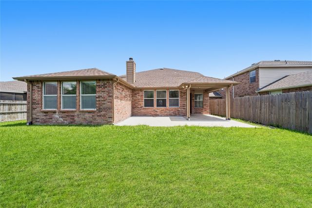 1011 Castroville Drive, Forney, TX 75126