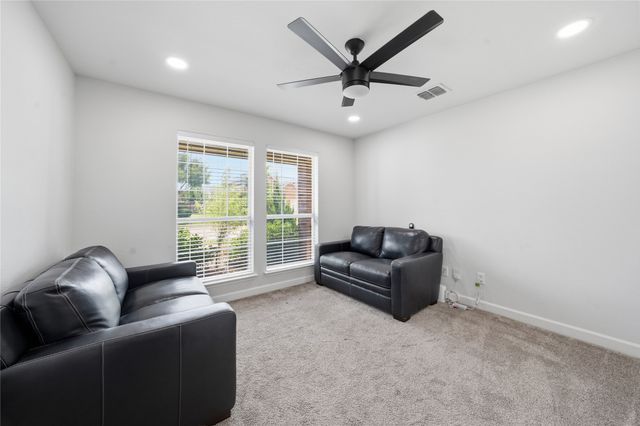 1011 Castroville Drive, Forney, TX 75126