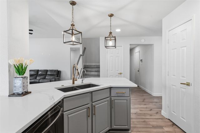 1011 Castroville Drive, Forney, TX 75126