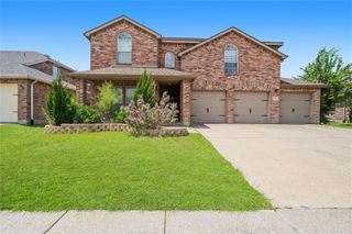 1011 Castroville Drive, Forney, TX 75126