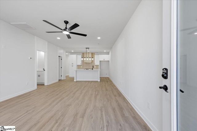 211 Montana Street, Greenville, SC 29611