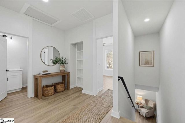 211 Montana Street, Greenville, SC 29611